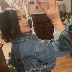 Meet your Posher, Alejandra